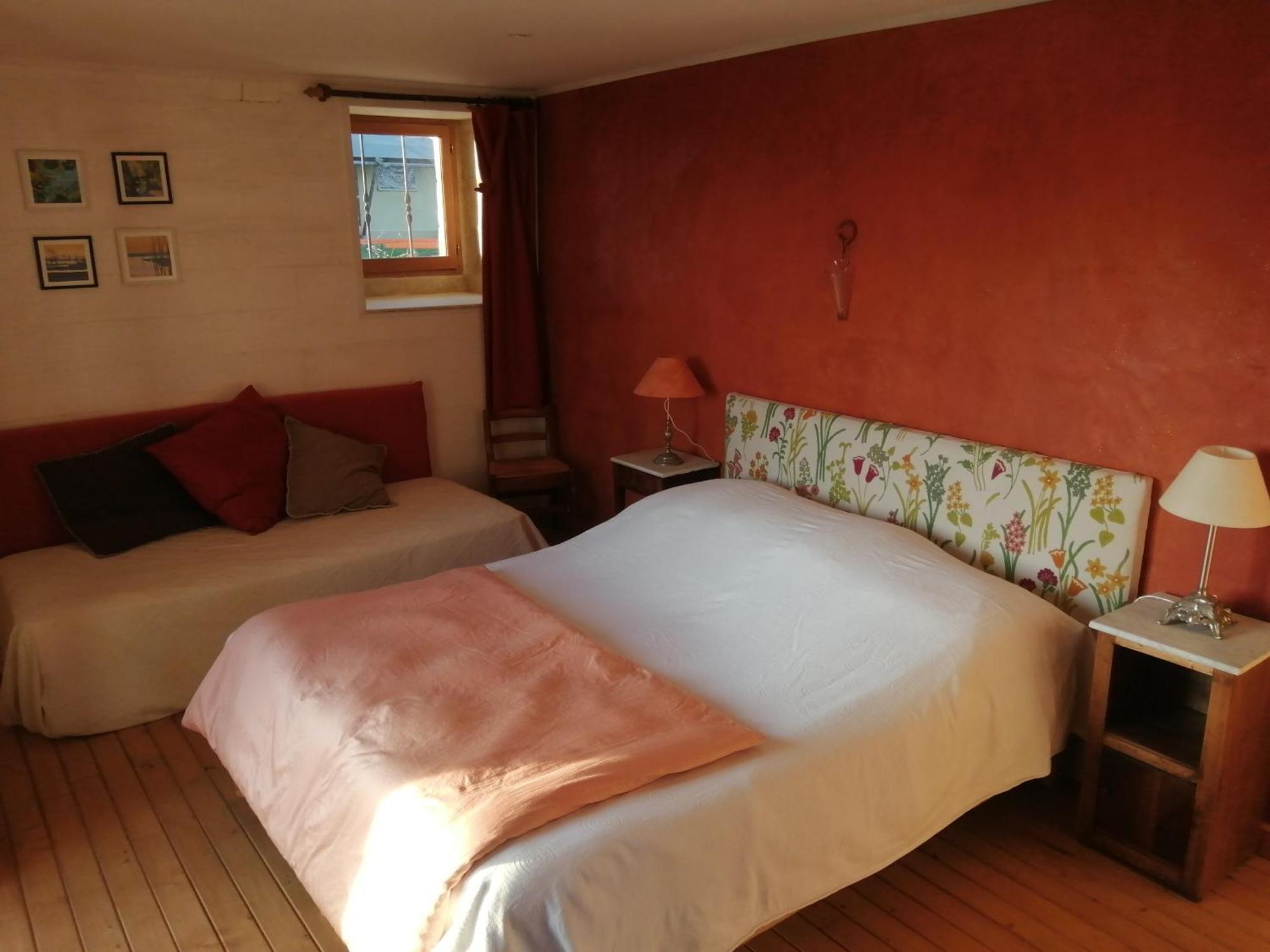Bed and Breakfast Loge & Broc La Possonnière Exterior foto